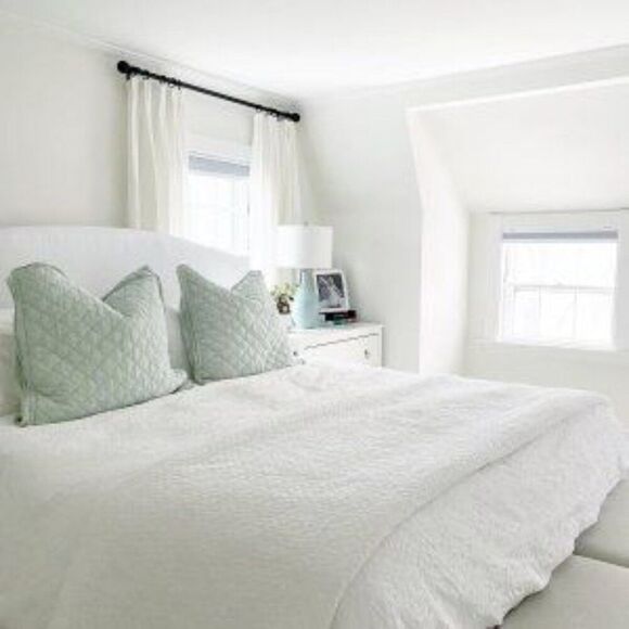 Pottery Barn Mint Green Belgian Flax Linen Diamond Quilted Sham (ONE) Standard - Picture 2 of 4